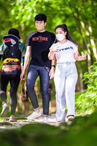 BIB: 
                            <button type="button" onclick="openModal(19386265)" class="btn btn-primary btn-sm float-right btn-popup" data-toggle="modal" data-target=".modal-high-quality">
                        <i class="fas fa-shopping-cart"></i> Add to Cart
                    </button>
                                            <button type="button" onclick="isThisMe(19386265, true)" class="btn btn-success btn-sm float-right btn-popup btn-isme hidden" data-toggle="tooltip" data-placement="bottom" title="นี่คือรูปของคุณใช่ไหม คลิกที่นี่เพื่อเอาเข้าอัลบั้ม">
                        <i class="fas fa-plus"></i> Add to album
                    </button>
                    <button type="button" onclick="isThisMe(19386265, false)" class="btn btn-warning btn-sm float-right btn-popup btn-isnotme hidden">
                        <i class="fas fa-ban"></i> Remove from album
                    </button>